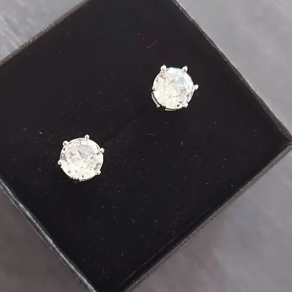 Platinum Plated 925 Silver Sterling Cubic Zircon Stud Earrings 7mm - Picture 3 of 8